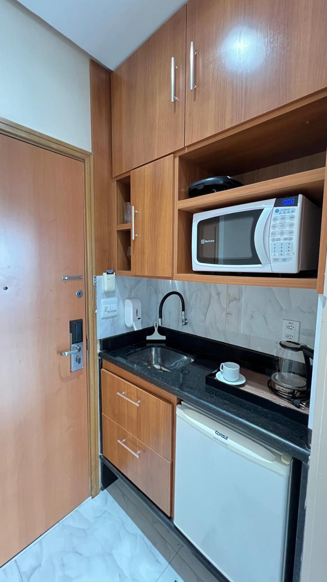 Flat No Condominio Do Edificio Tropical Executive E Residence Com Vista Para O Rio มาเนาส์ ภายนอก รูปภาพ